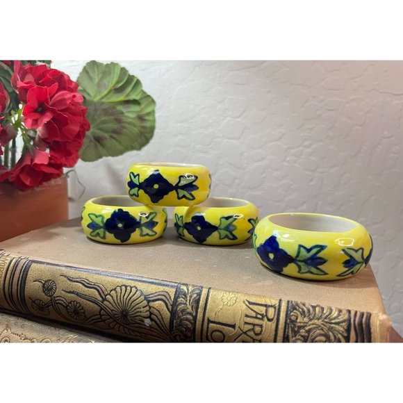 Pier 1 Imports Ceramic NAPKIN RINGS Set of 4 Yellow Blue Flowers 520/5207 - Picture 3 of 9